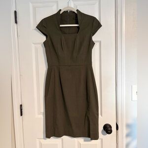 ANTONIO MELANI Sophisticated Olive Midi Dress